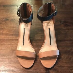 Black & Tan New Directions Wedges